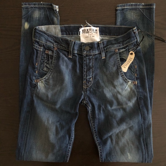 TEXTILE Elizabeth James Iggy Jeans Size 24 NEW
